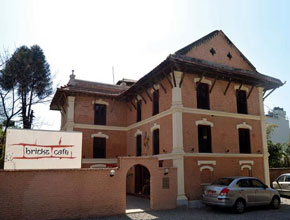 bricks-cafe-p1.jpg