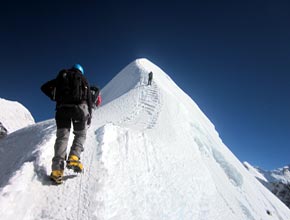 mountain-trek-p1.jpg