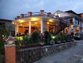 mountkailashresort-p1.jpg