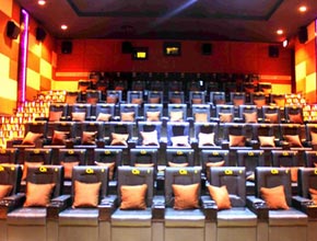 qscinema1.jpg