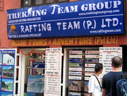 trekking_team_p1.jpg